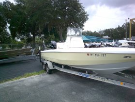 2015 Velocity 220 bay for sale at APOPKA MARINE in INVERNESS, FL