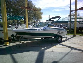 2004 Tahoe Q3 Bowrider for sale at APOPKA MARINE in INVERNESS, FL