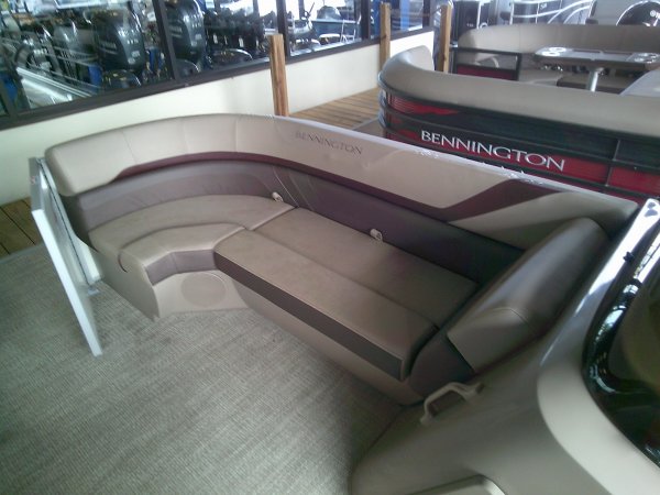 Starboard Bow Seat 2024 Bennington 20SLX for sale in INVERNESS, FL