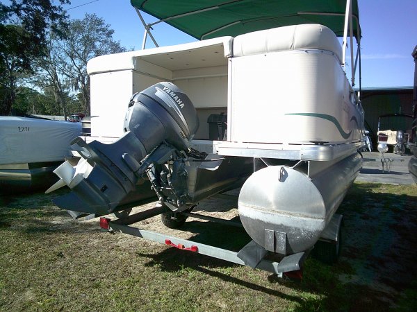 Pre-Owned 2004  powered Power Boat for sale 2004 Sweetwater 200ES Tuscany Pontoon for sale in INVERNESS, FL