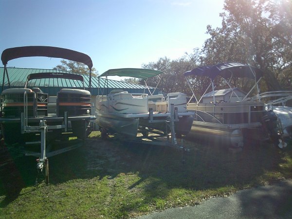 Pre-Owned 2004 Power Boat for sale 2004 Sweetwater 200ES Tuscany Pontoon for sale in INVERNESS, FL