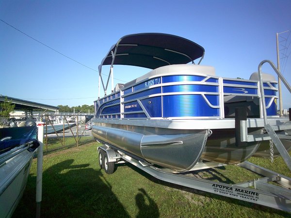 Used 2026 Bennington for sale 2024 Bennington 20SVS Tri-toon for sale in INVERNESS, FL