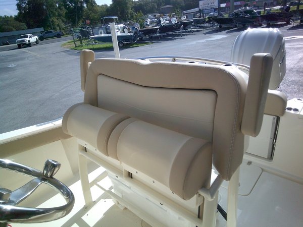 helm Seat 2026 Scout Boats 240XSF for sale in INVERNESS, FL