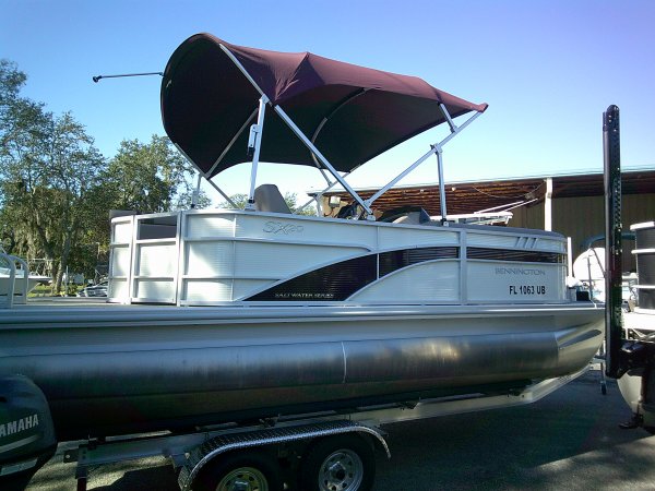 Pre-Owned 2024  powered Bennington Boat for sale 2024 Bennington 20 SXL Tri-toon for sale in INVERNESS, FL