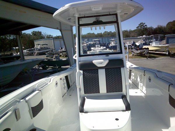 Console Front Seat 2026 Tidewater 272CC for sale in INVERNESS, FL