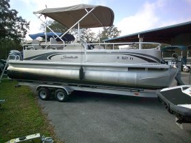 2014 Sweetwater 2286 DF Tri-toon for sale at APOPKA MARINE in INVERNESS, FL