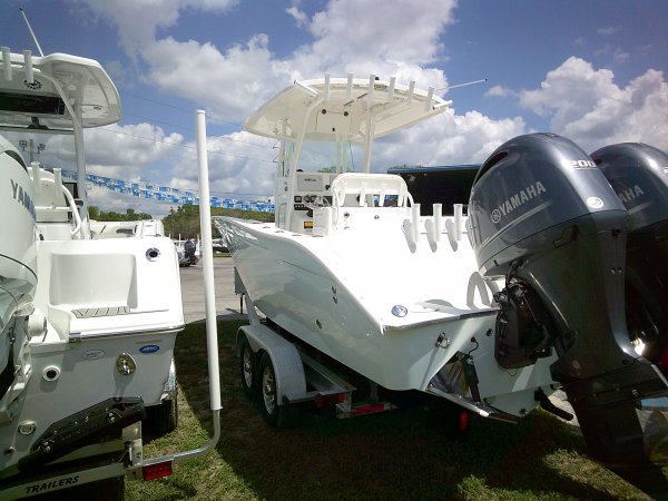 Pre-Owned 2015  powered Cape Horn Boat for sale 2015 Cape Horn 27XS for sale in INVERNESS, FL