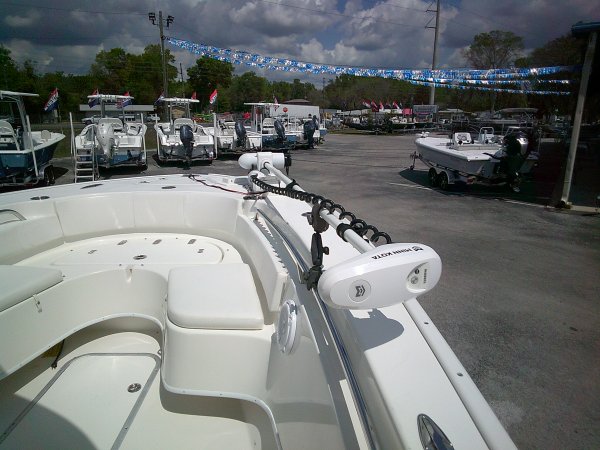 Pre-Owned 2015 Cape Horn Power Boat for sale 2015 Cape Horn 27XS for sale in INVERNESS, FL