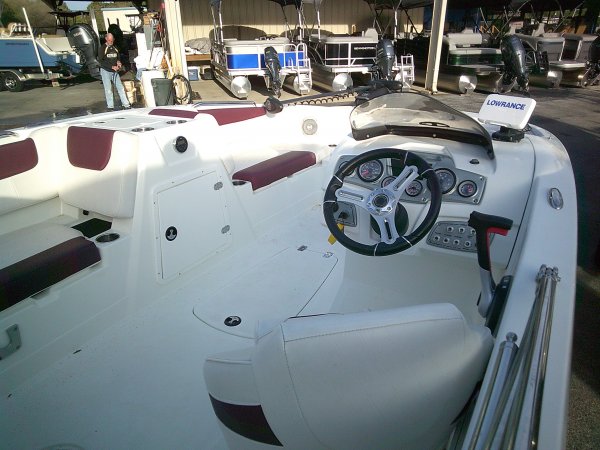 Pre-Owned 2019  powered Power Boat for sale 2019 Tahoe 1950 Deck Boat for sale in INVERNESS, FL
