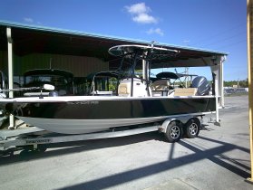 2017 Sportsman 247 Masters Platinum for sale at APOPKA MARINE in INVERNESS, FL