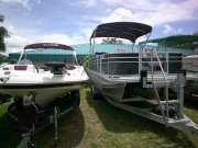 Pre-Owned 2023  powered Power Boat for sale 2023 Bennington 21SFXAPG Tritoon for sale in INVERNESS, FL