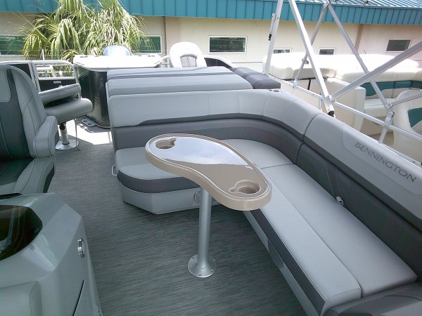 Pre-Owned 2023 Bennington 21SFXAPG Tritoon for sale 2023 Bennington 21SFXAPG Tritoon for sale in INVERNESS, FL