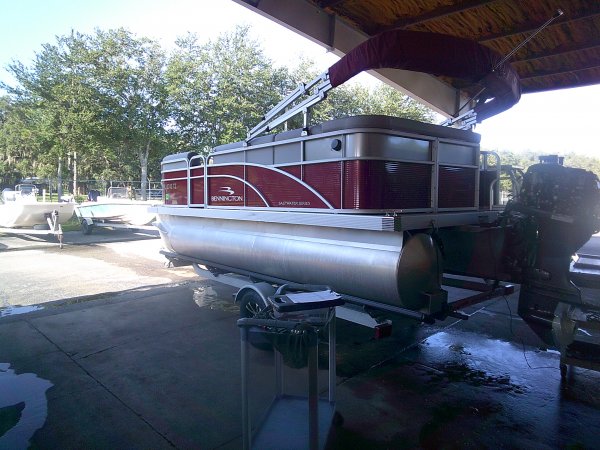 Pre-Owned 2024  powered Power Boat for sale 2024 Bennington 188SLV for sale in INVERNESS, FL