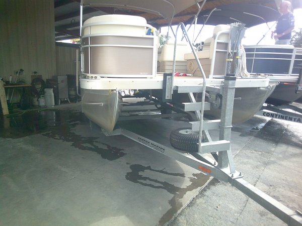 Pre-Owned 2013  powered Power Boat for sale 2013 Bennington 20SLX for sale in INVERNESS, FL